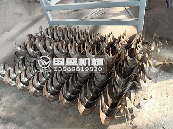 定制飼料絞龍輸送機(jī) 定制飼料絞龍輸送機(jī)